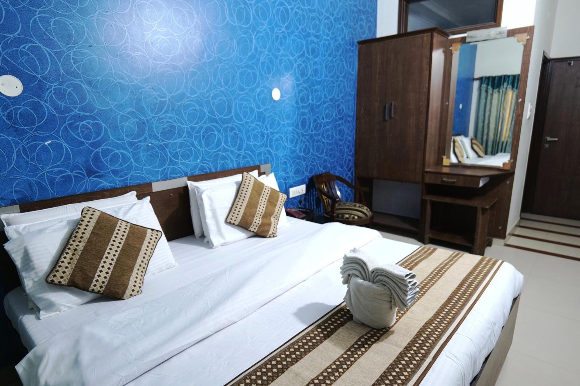 Hotel Holiday Comfort アムリトサル エクステリア 写真