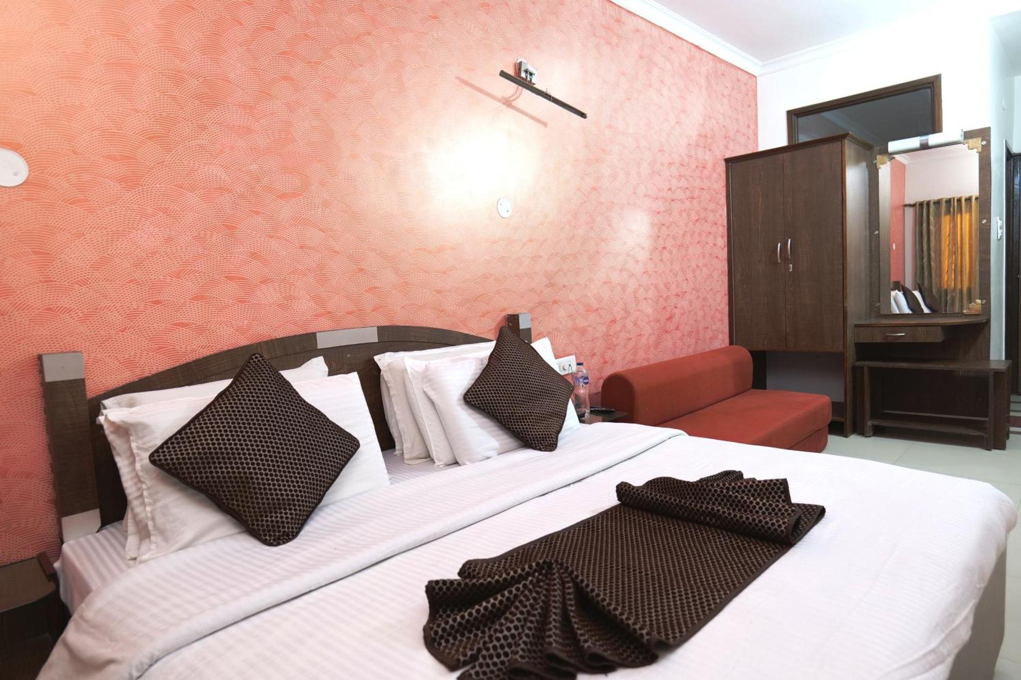 Hotel Holiday Comfort アムリトサル エクステリア 写真