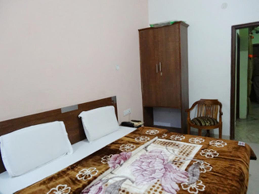 Hotel Holiday Comfort アムリトサル エクステリア 写真